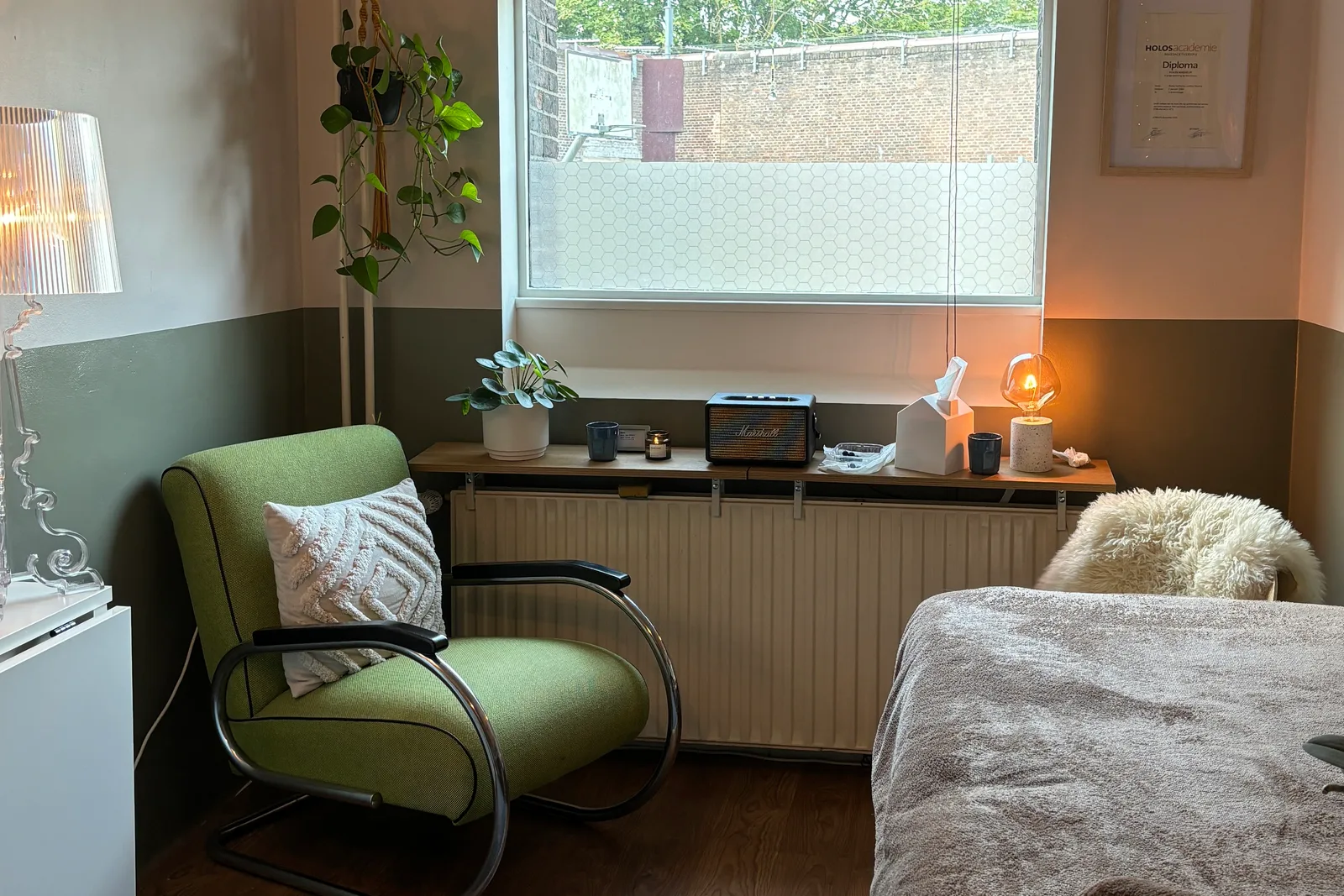 A cell converted into an acupuncture studio